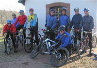 Verein(t) vorm Buchheimer Kapellchen