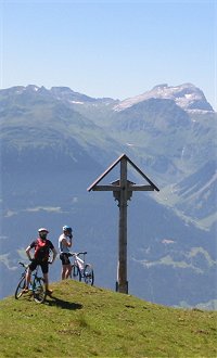 Am Kreuz meditieren