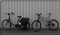 Zwei Bikes